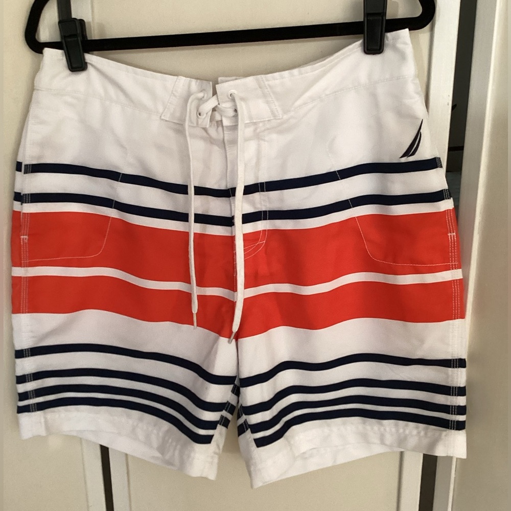 ⛵️ NAUTICA swim trunks 33 waist EUC - Picture 3 of 5